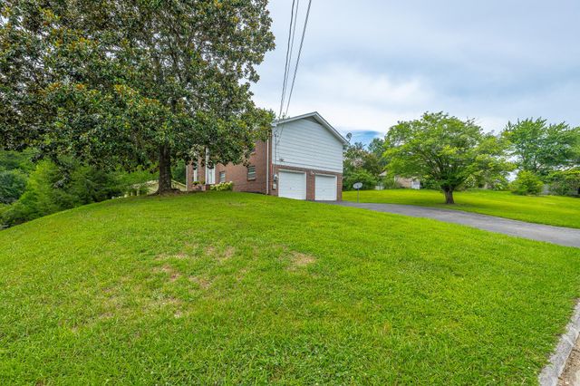 7309 Mccormack Drive, Hixson, TN 37343