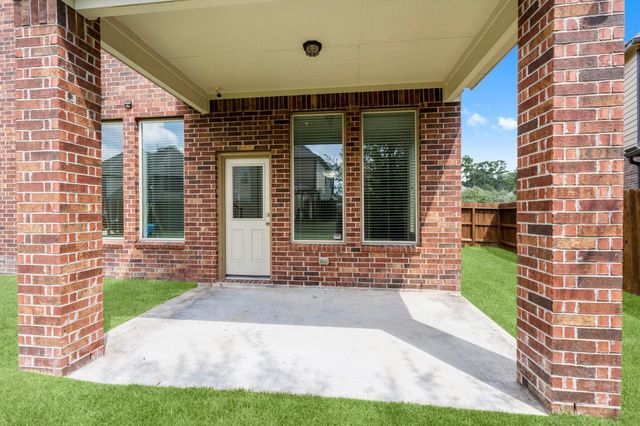 2665 Granite River Lane, Conroe, TX 77385