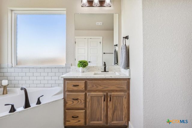 7527 Hardin Drive, Temple, TX 76502