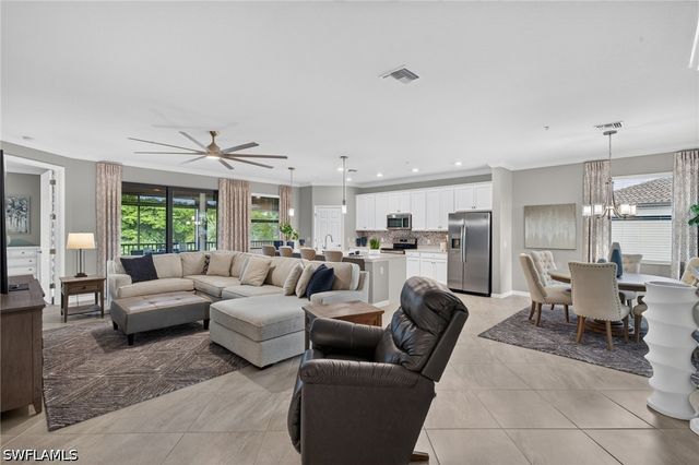12015 Hawthorn Lake DR 202, Fort Myers, FL 33913