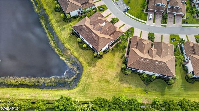 12015 Hawthorn Lake DR 202, Fort Myers, FL 33913