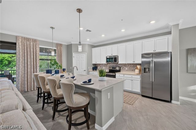 12015 Hawthorn Lake DR 202, Fort Myers, FL 33913