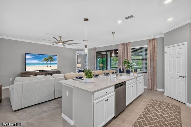 12015 Hawthorn Lake DR 202, Fort Myers, FL 33913