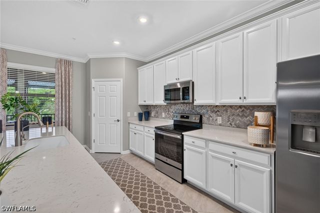 12015 Hawthorn Lake DR 202, Fort Myers, FL 33913