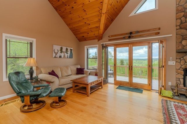 69 Cole St, Cummington, MA 01026