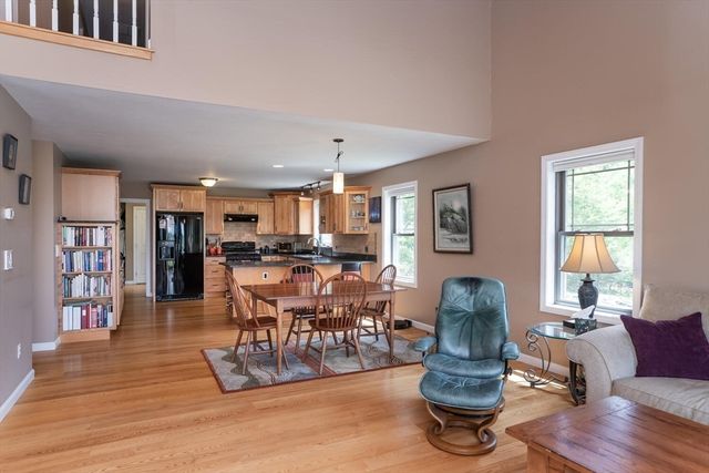 69 Cole St, Cummington, MA 01026