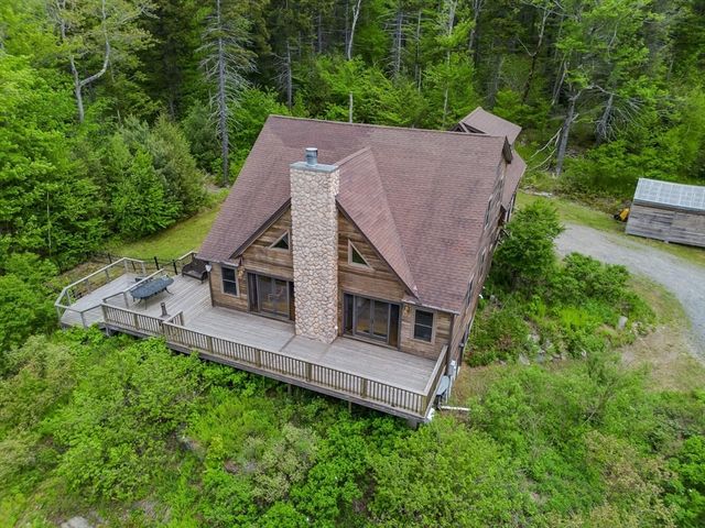 69 Cole St, Cummington, MA 01026