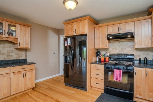 69 Cole St, Cummington, MA 01026
