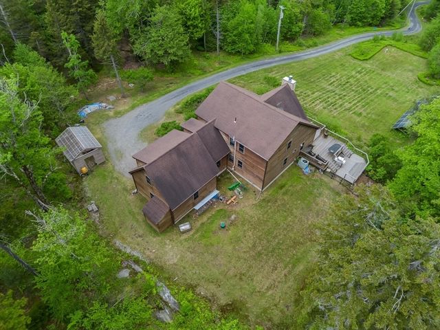 69 Cole St, Cummington, MA 01026