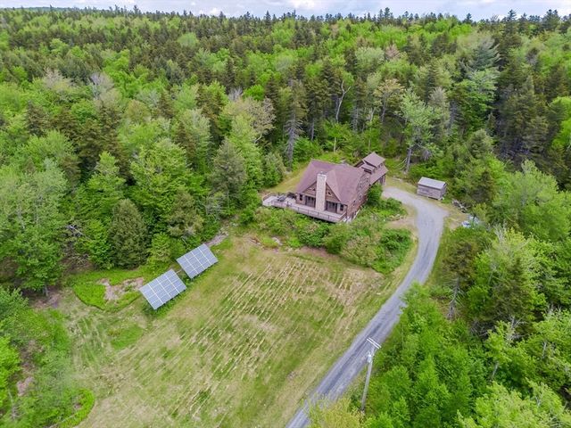 69 Cole St, Cummington, MA 01026
