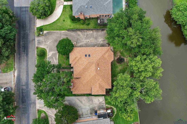 1502 Meandering Way, Longview, TX 75604