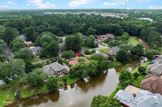 1502 Meandering Way, Longview, TX 75604