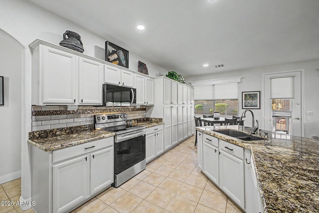 Image 23 of property listing at 17624 N Goldwater Drive, Surprise, AZ 85374