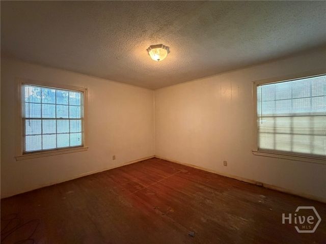 4717 SYLVAN Drive, Savannah, GA 31405