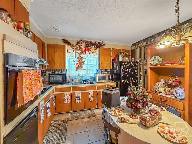 4717 SYLVAN Drive, Savannah, GA 31405