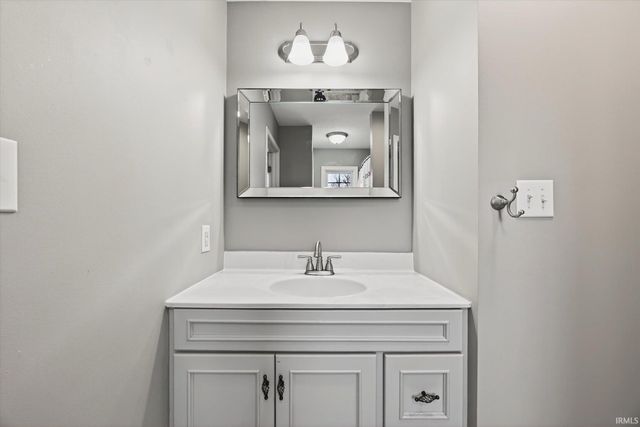 5974 N Ajuga Court, Ellettsville, IN 47429