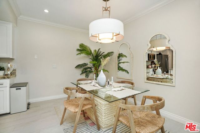 125 Montana Avenue 204, Santa Monica, CA 90403