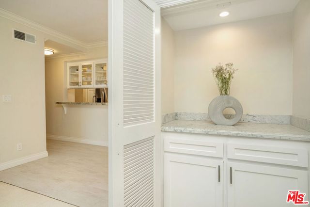 125 Montana Avenue 204, Santa Monica, CA 90403