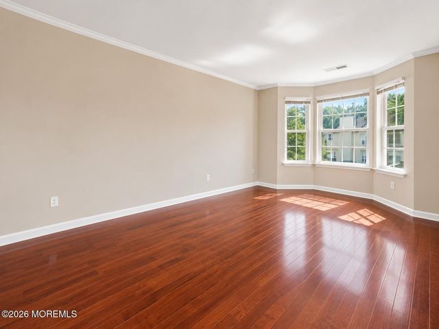 35 Powell Court, Hightstown, NJ 08520