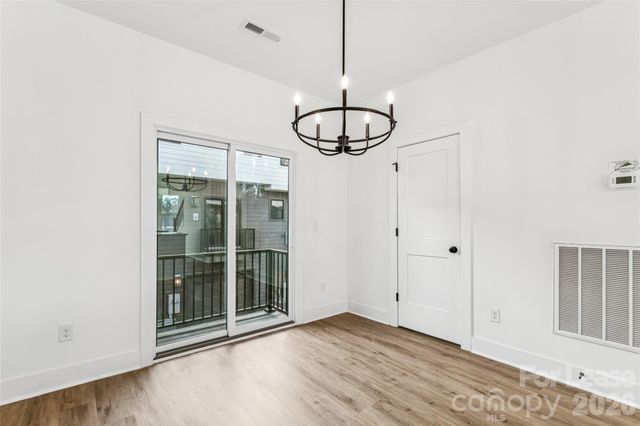 5007 Grayton Alley, Charlotte, NC 28217