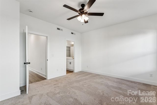 5007 Grayton Alley, Charlotte, NC 28217