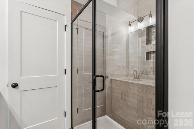 5007 Grayton Alley, Charlotte, NC 28217