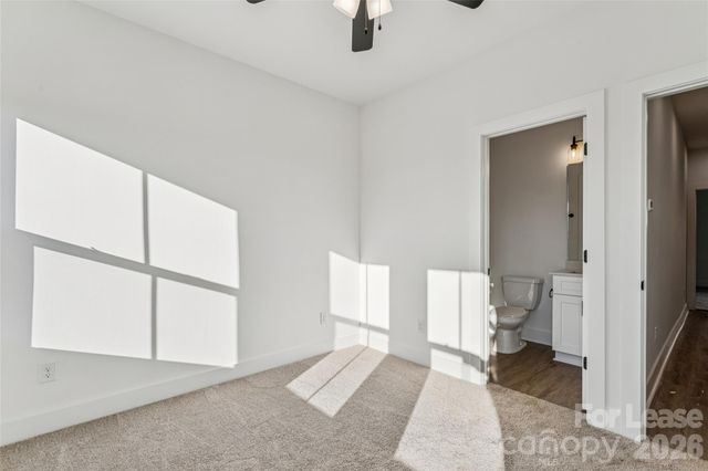 5007 Grayton Alley, Charlotte, NC 28217