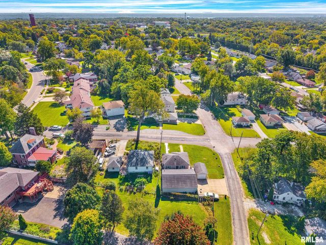5054 N LAKESIDE Place, Peoria Heights, IL 61616