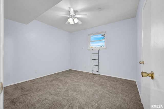 5054 N LAKESIDE Place, Peoria Heights, IL 61616