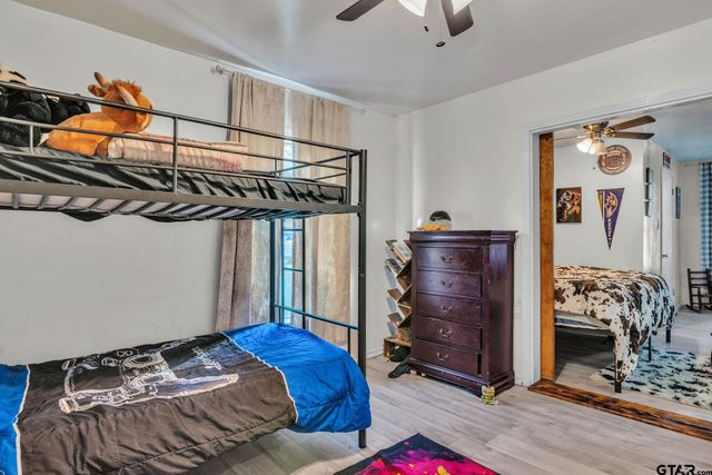 109 Sanders Lane, Pittsburg, TX 75686