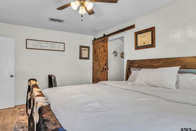 109 Sanders Lane, Pittsburg, TX 75686