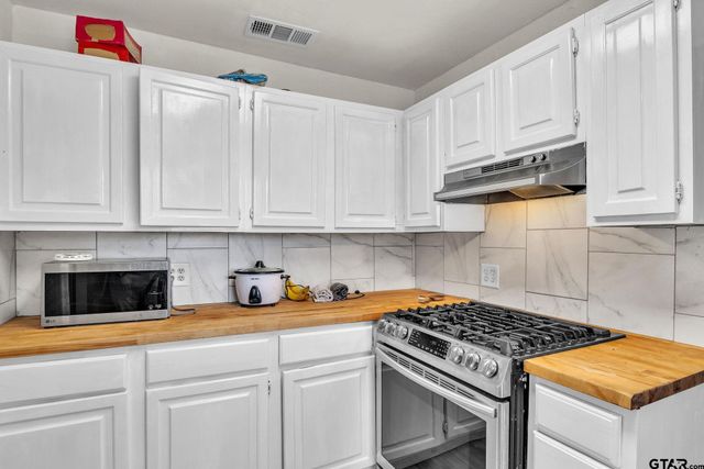 109 Sanders Lane, Pittsburg, TX 75686