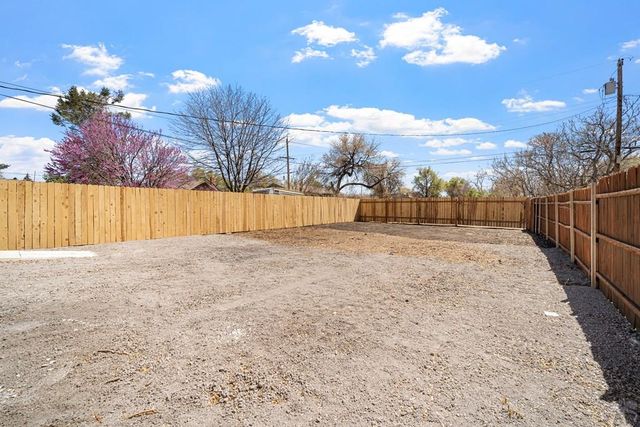 1018 E Ash St, Pueblo, CO 81001