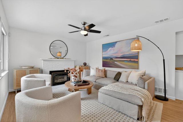 4512 Ulysses Dr, Sacramento, CA 95864