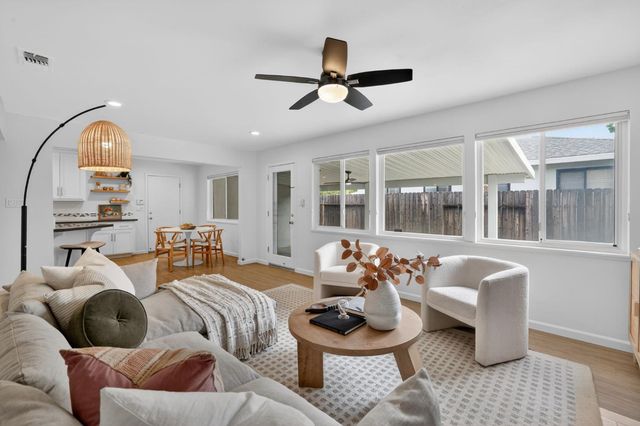 4512 Ulysses Dr, Sacramento, CA 95864