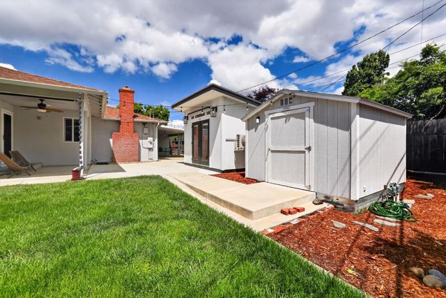 4512 Ulysses Dr, Sacramento, CA 95864