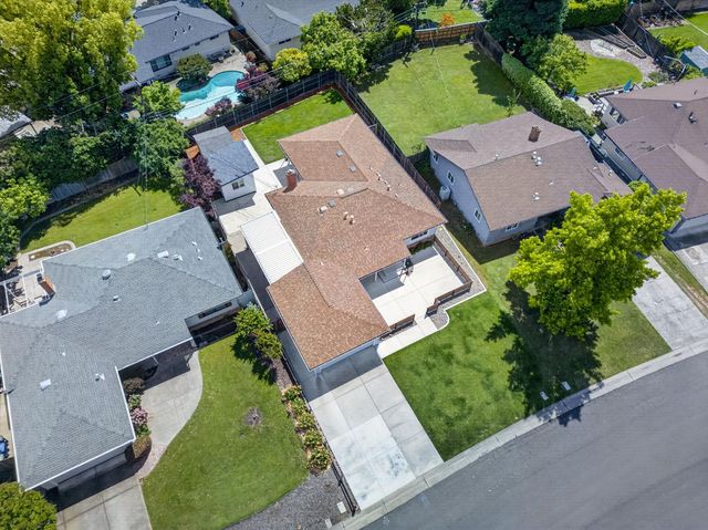 4512 Ulysses Dr, Sacramento, CA 95864