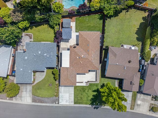 4512 Ulysses Dr, Sacramento, CA 95864