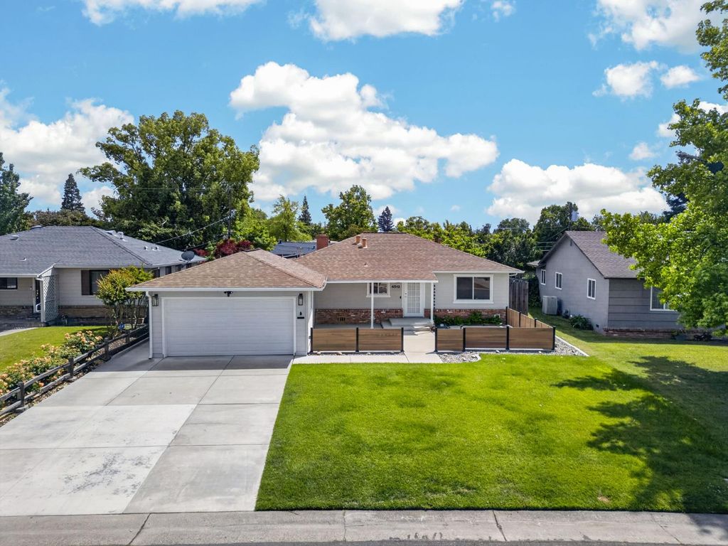 4512 Ulysses Dr, Sacramento, CA 95864