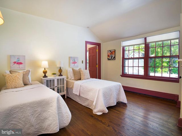 220 RADNOR CHESTER RD, Villanova, PA 19085