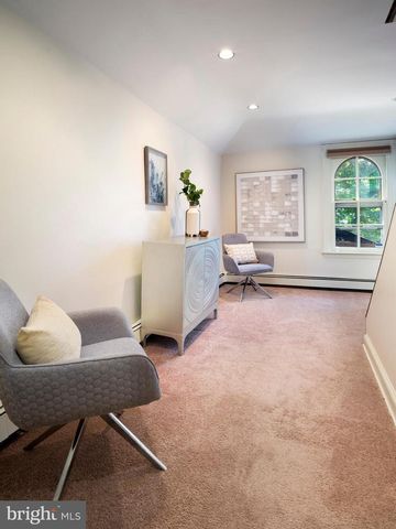 220 RADNOR CHESTER RD, Villanova, PA 19085