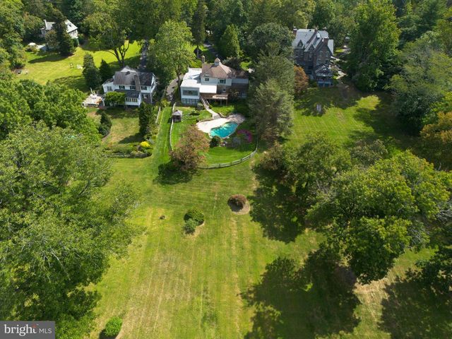 220 RADNOR CHESTER RD, Villanova, PA 19085