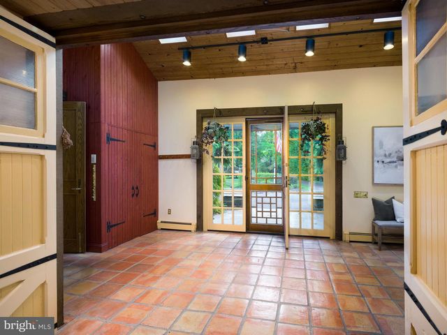 220 RADNOR CHESTER RD, Villanova, PA 19085