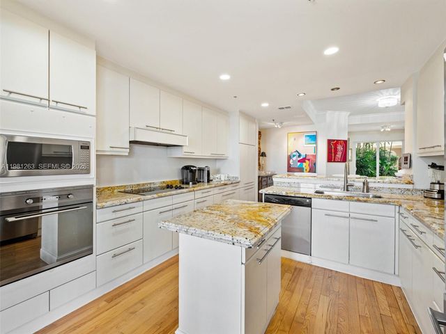 2416 Fisher Island Dr 5106, Miami Beach, FL 33109