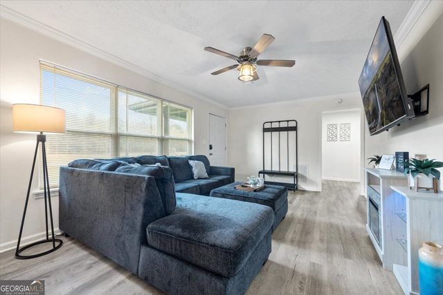 4281 Hiram Lithia Springs Road SW, Powder Springs, GA 30127