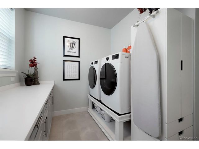 8187 S Little River Way, Aurora, CO 80016
