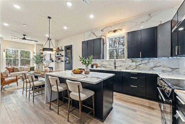 18 Dunstable Drive, Bella Vista, AR 72714