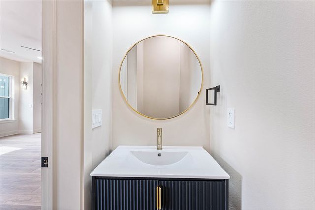 18 Dunstable Drive, Bella Vista, AR 72714