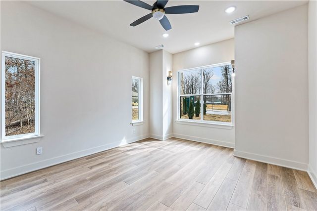 18 Dunstable Drive, Bella Vista, AR 72714