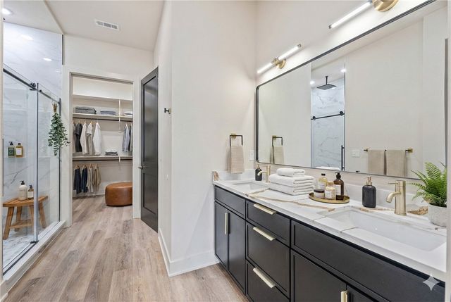 18 Dunstable Drive, Bella Vista, AR 72714